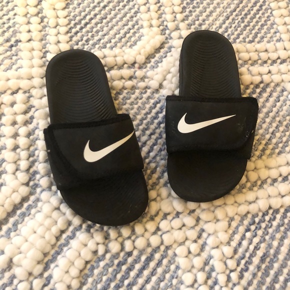 Nike Other - Nike Boys slides size 1